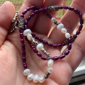 Pearl like beaded necklace